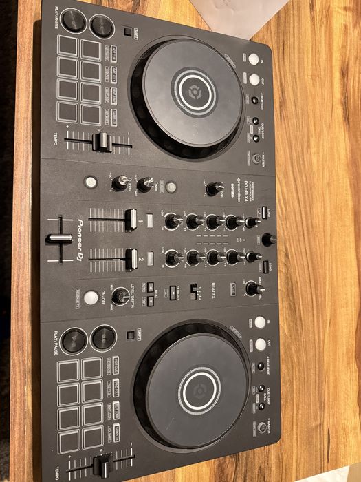 Konsola DDJ-FLX4