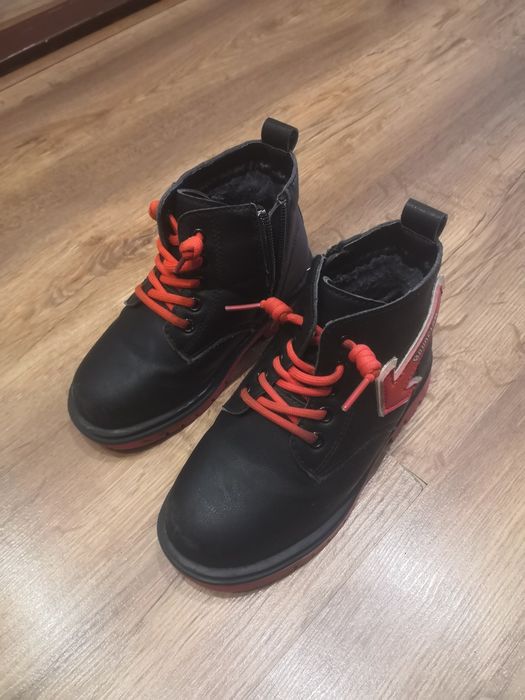 Зимові дитячі ботінки