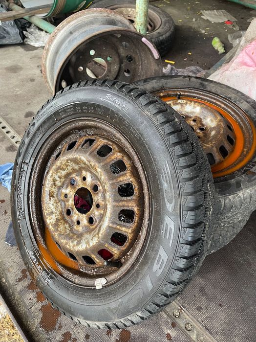 Sprzedam koła Fiat Punto 145/70/R13