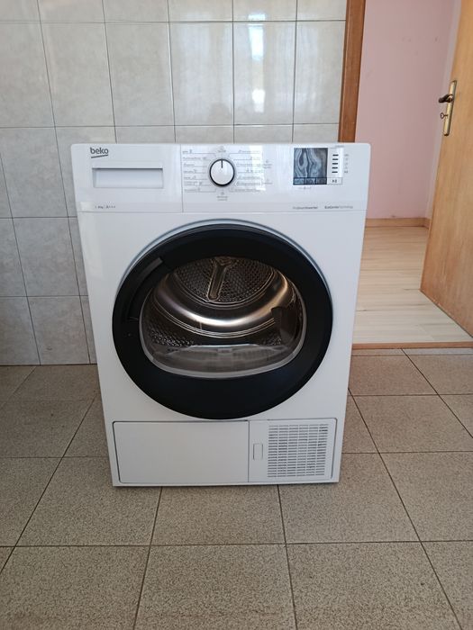 Máquina de Secar Roupa Beko 8kg (como nova)
