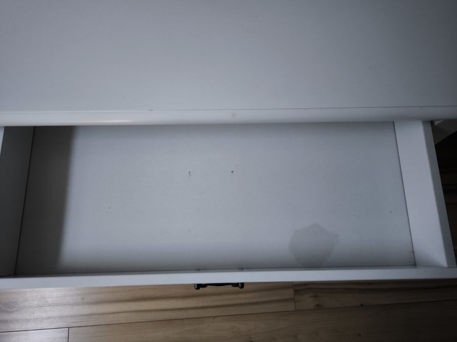 Toaletka biała Agata