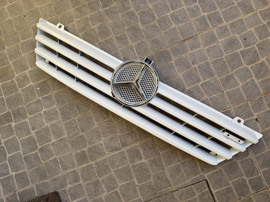 Grelha Mercedes Sprinter