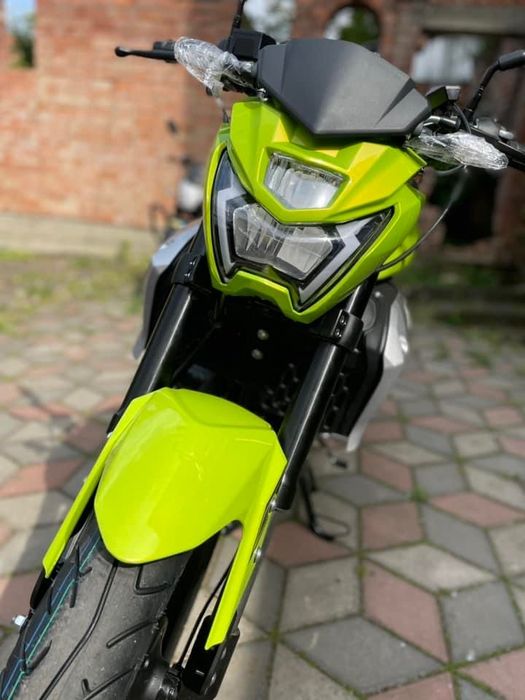 Мотоцикл Lifan SR220