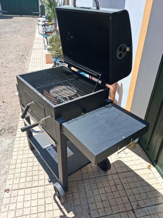 Grelhador a Carvão