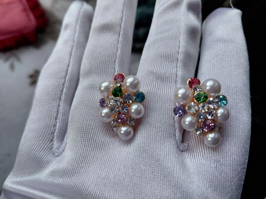 Нарядные клипсы с жемчугом и кристаллами винтажный стиль