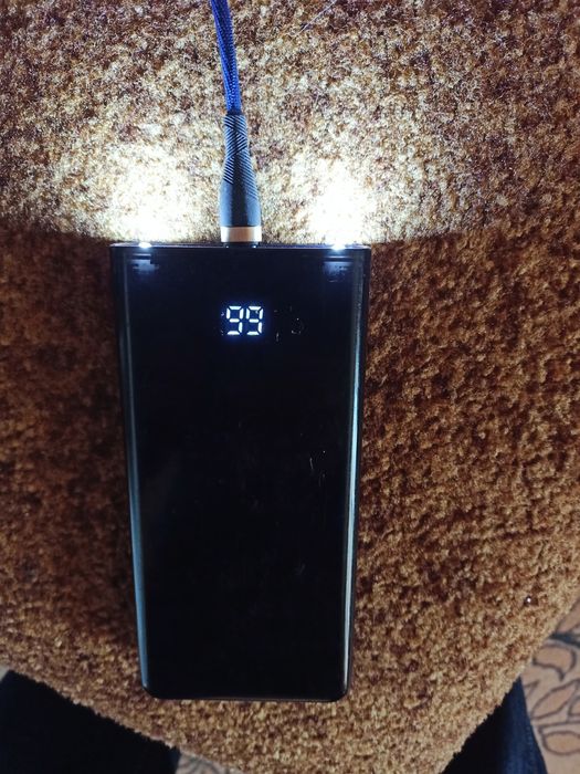 Повербанк робочий