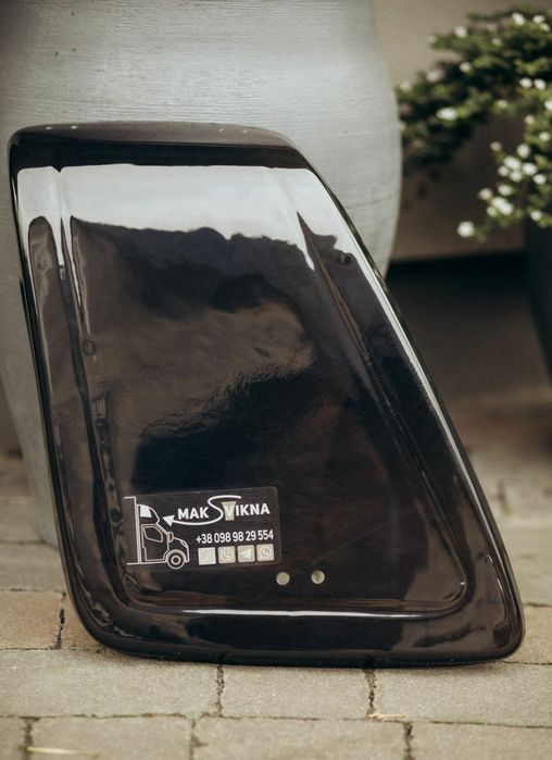 Вікно окно форточка на спальник