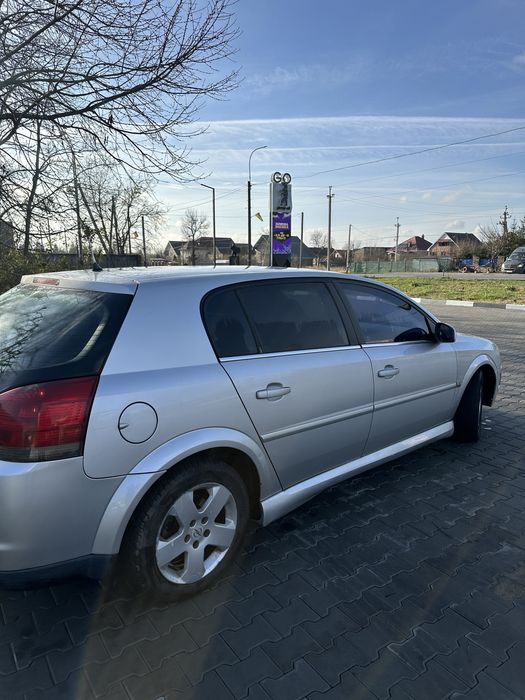 Opel Signum 2004 рік 2,2 дизель