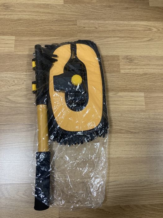 Щітка для миття автомобіля