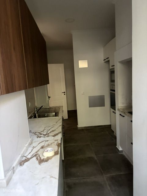 T2 em Santo António, Lisboa - Pronto a Habitar
