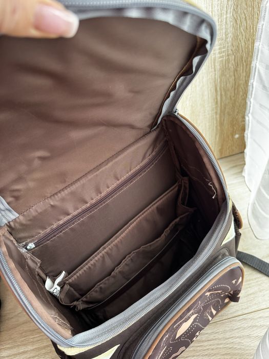 Продаю шкільник рюкзак