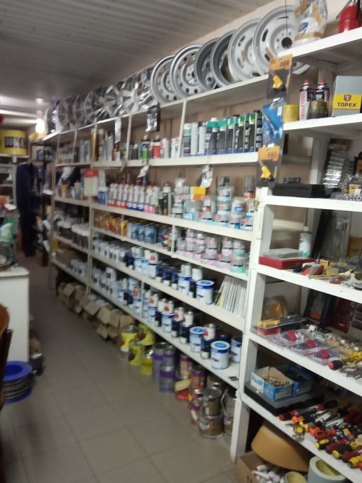 Продається бізнес- Автомагазин.