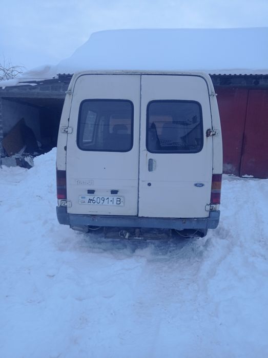 Форд транзіт 2.5 простий дизель