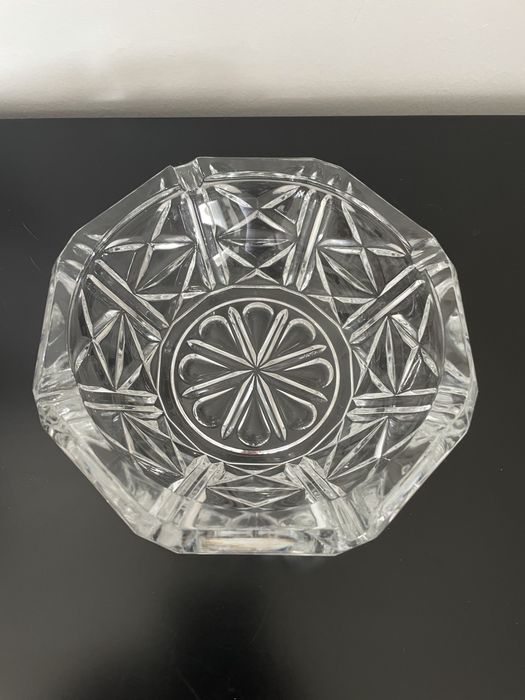 Cinzeiro vidro trabalhado