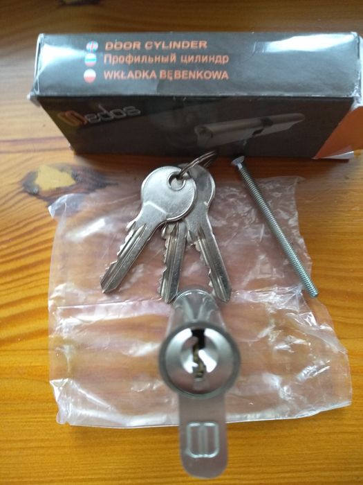 Цилиндр,личинка MEDOS 30/55 на дверной врезной замок