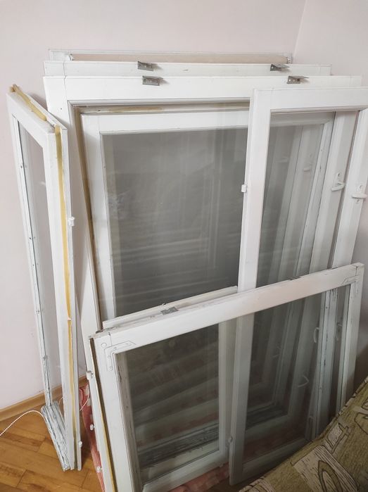 Б/у дерев'яні вікна