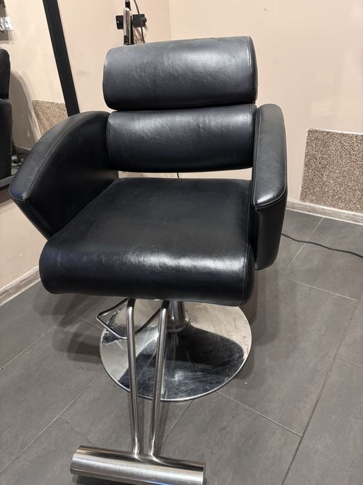 Fotel fryzjerski i myjka fryzjerska razem 400zl