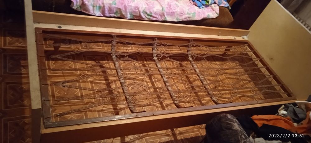 Стол кухонный продам