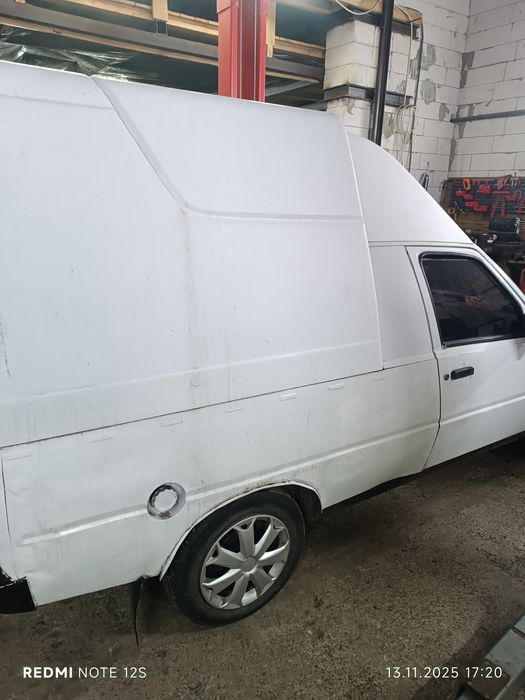 Розборка Таврія пікап Заз 11055 1.2 інжектор 2007 рік  5 Ступка