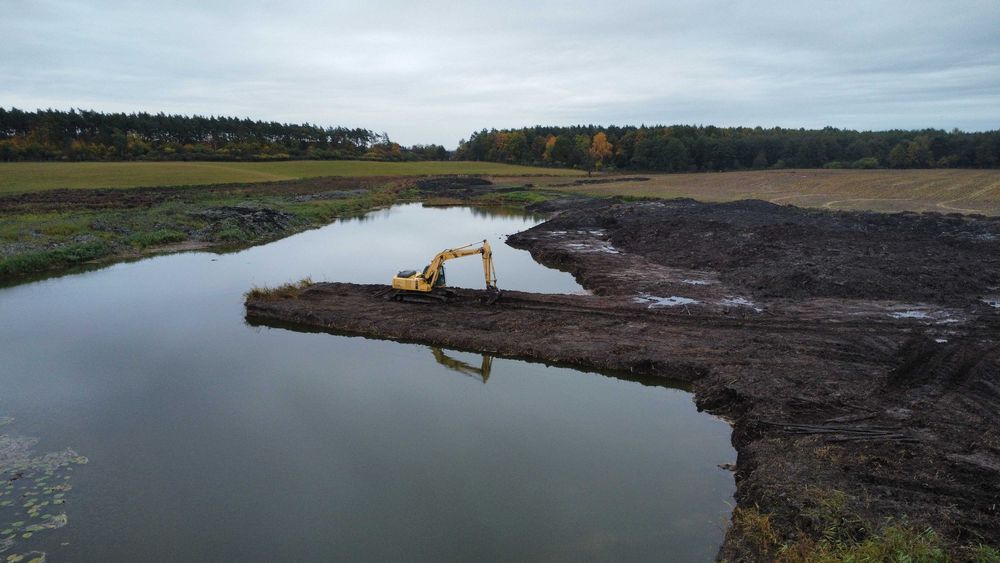 Roboty Ziemne - kopanie i odmulanie stawów, rekultywacja terenów