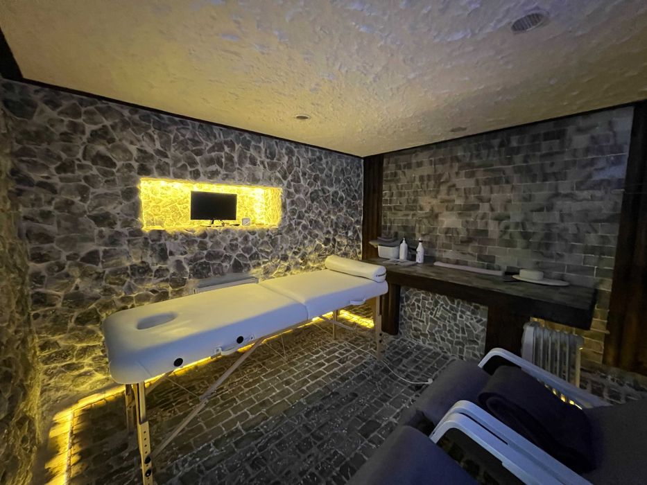 Оренда приміщення на Виставці