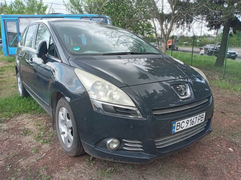 Продам Peugeot 5008 (Пежо 5008)