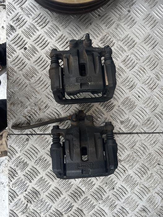 Задний суппорт Мазда сх7 mazda cx7