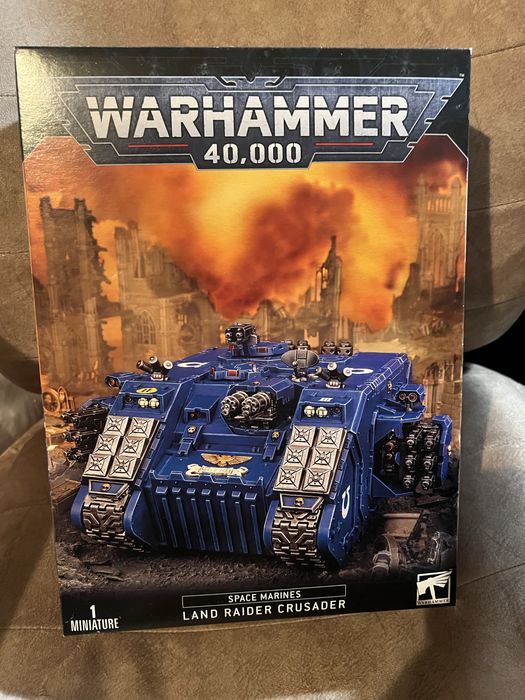 Warhammer 40k Land Raider Crusader