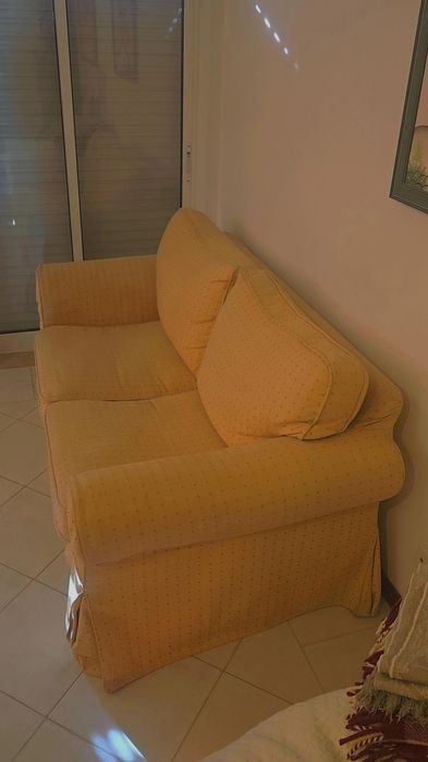 Sofá de 2 lugares