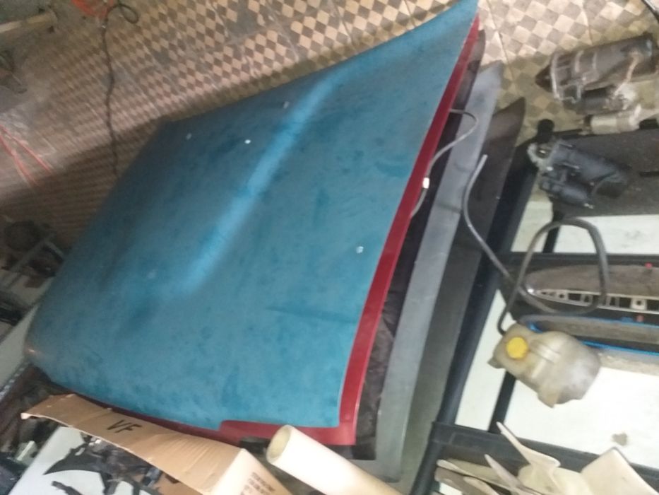 Capot Nissan Terrano II ou Ford Maverick
