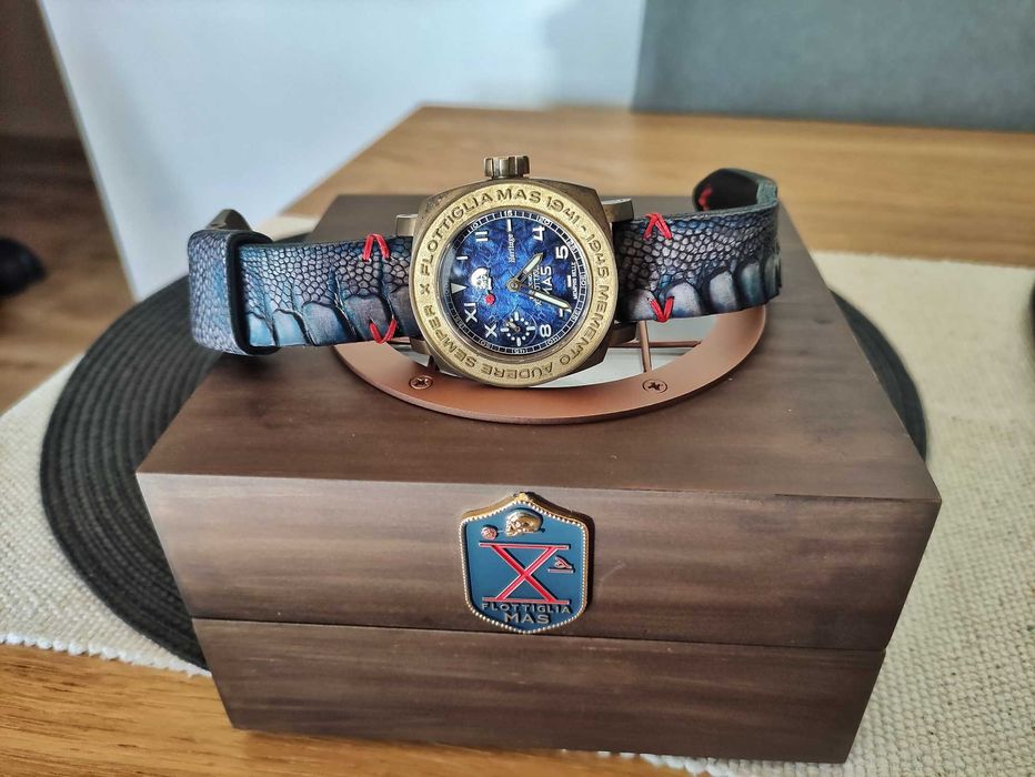 Zegarek Memphis Belle Heritage Blue Bronze Brąz