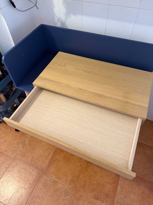 Secretária/Mesa com gaveta