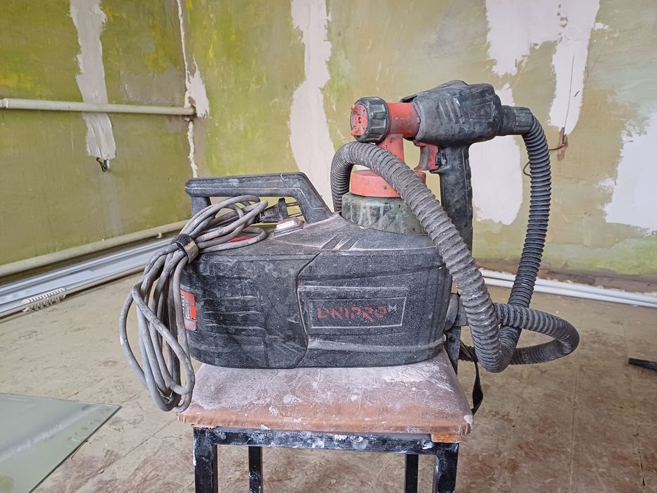 Краскопульт dnipro m