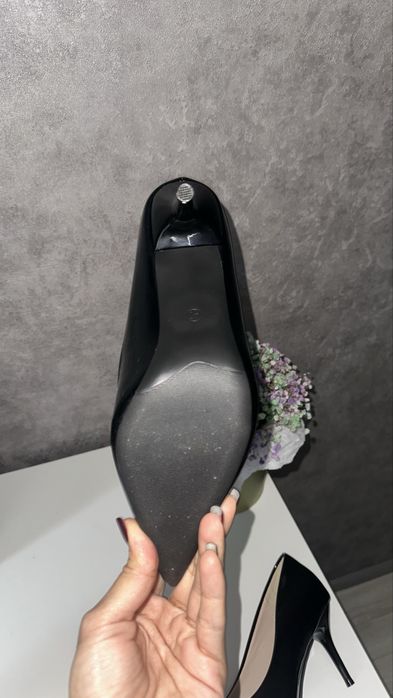 Продам Туфли лодочка