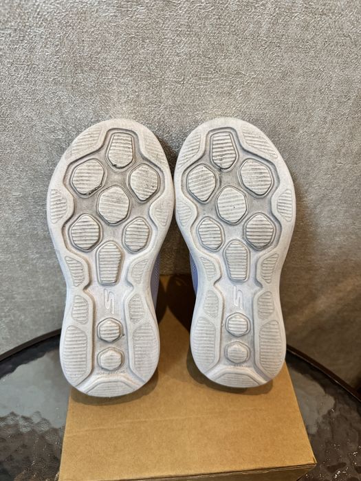 Кросівки для дівчинки Skechers, розмір - 32