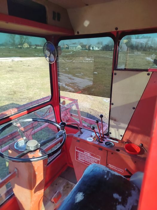 Продам комбайн Massey Ferguson 186