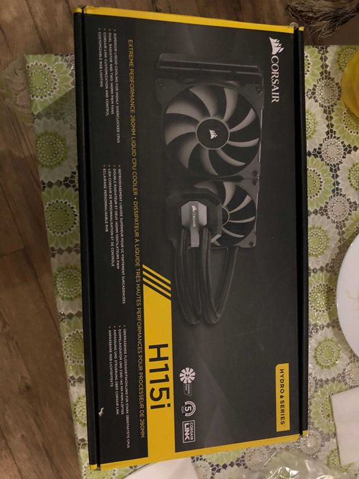 Corsair Hydro Series H115i