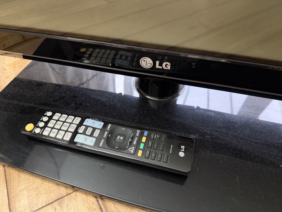 LG 50" (127cm) HD Plasma TV