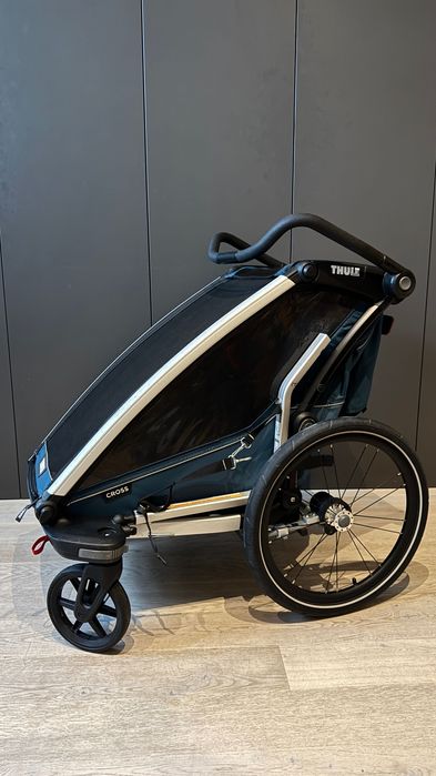 Przyczepka Thule Chariot Cross 1