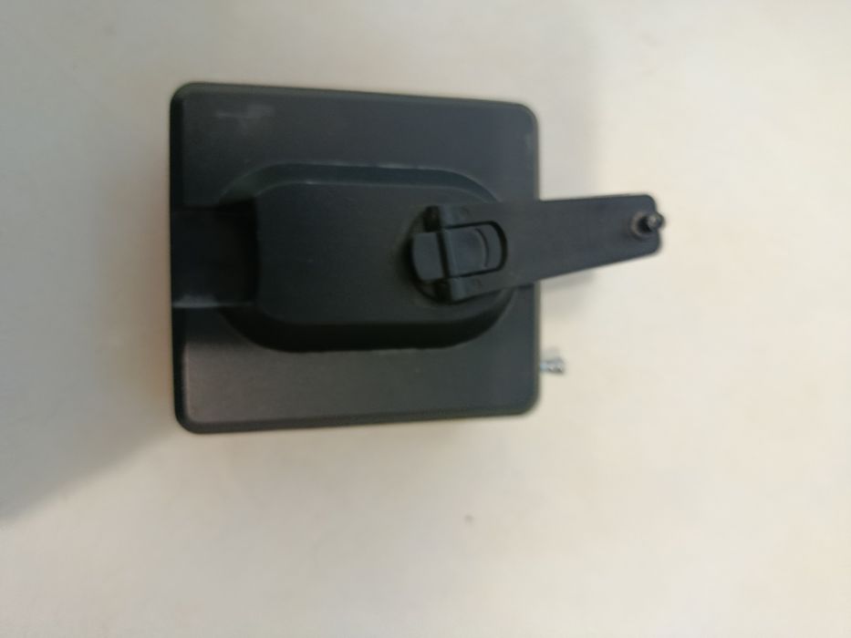 Радіоприймач автономний з самопідзарядкою