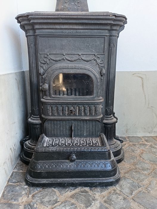 Salamandra em Ferro Fundido Usada – A Funcionar