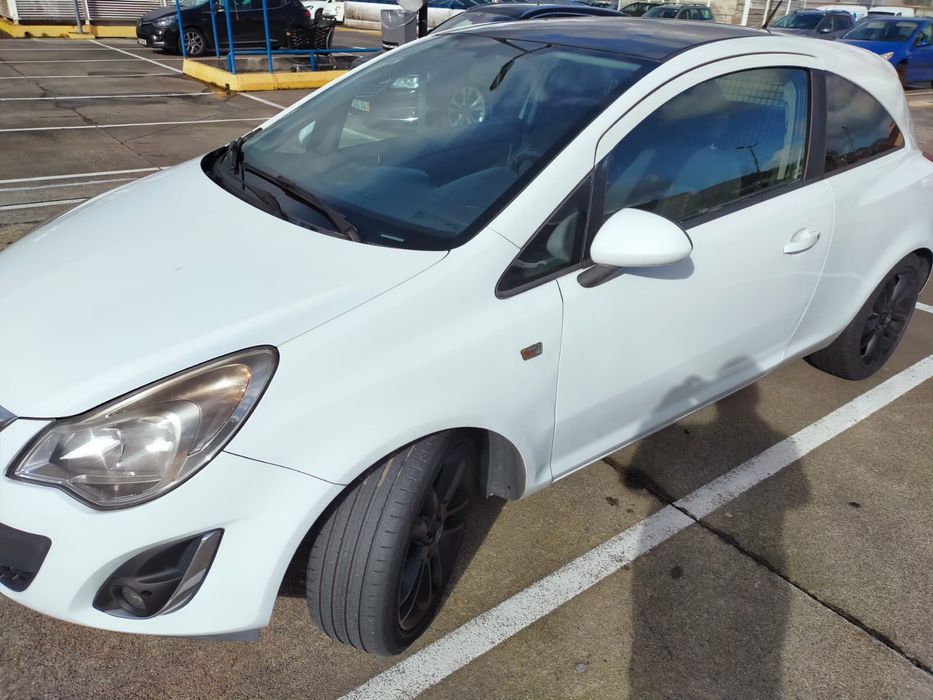 Opel corsa 1.3 cdti black editon