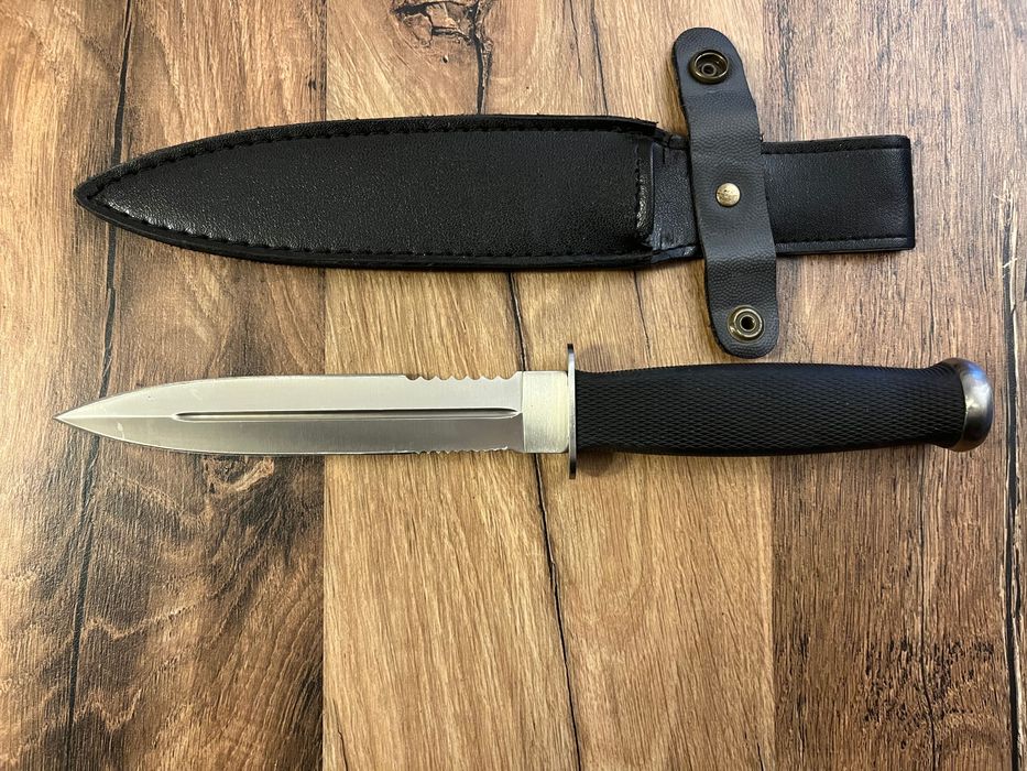 Noż SOG Knives Desert Dagger - NOWY !