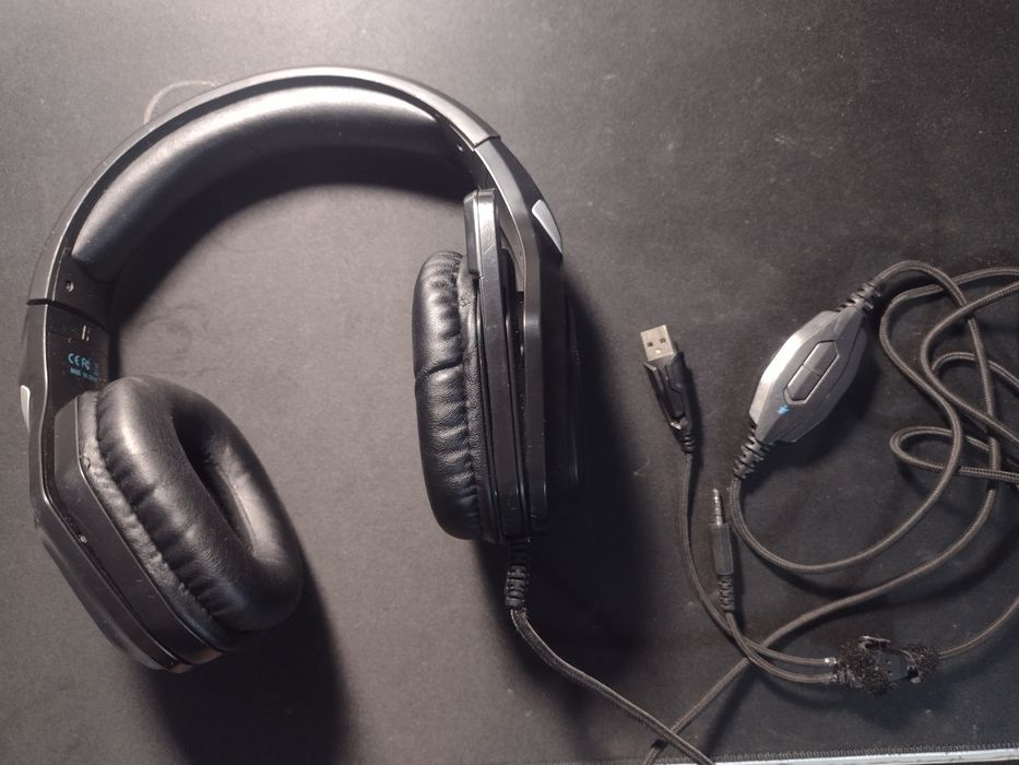 Słuchawki gamingowe z RGB