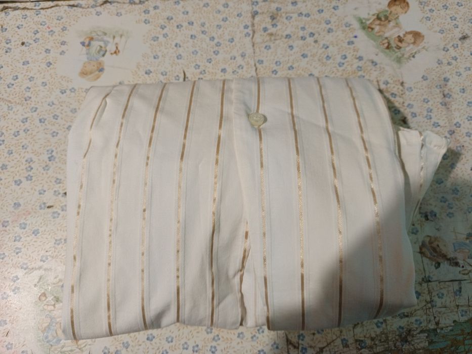 Vendo a camisola branca para mulher bom estado