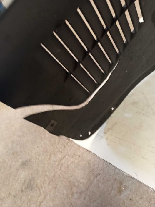 Cave de Roda Frente Esq / Drt Audi A3 / S3 — Par ou Unidade