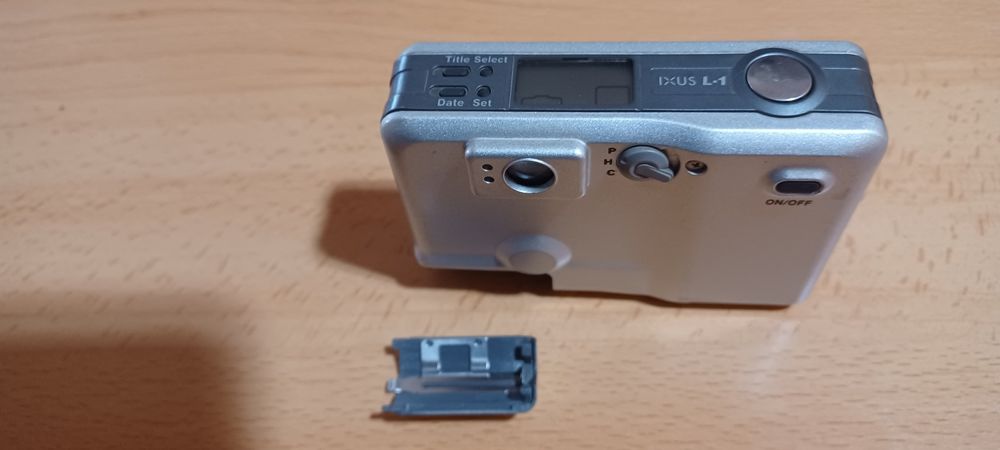 maquina fotografia Canon IXUS L1 como nova. Sem defeitos.
