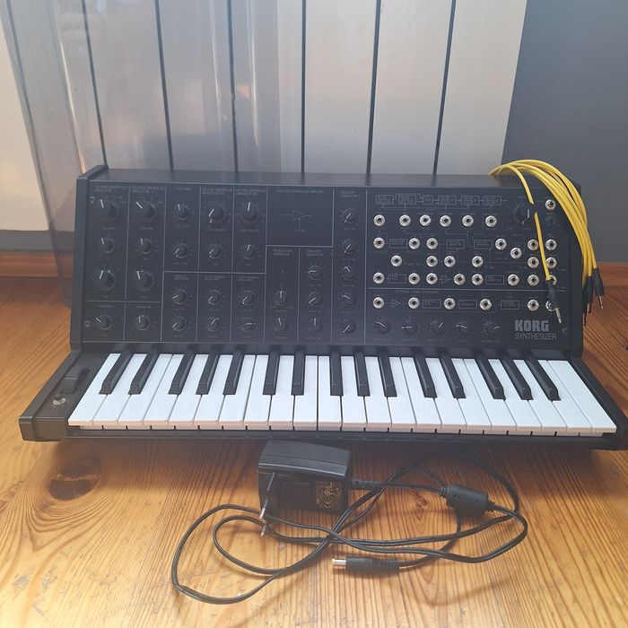 Korg MS-20 Mini + Decksaver + Akcesoria