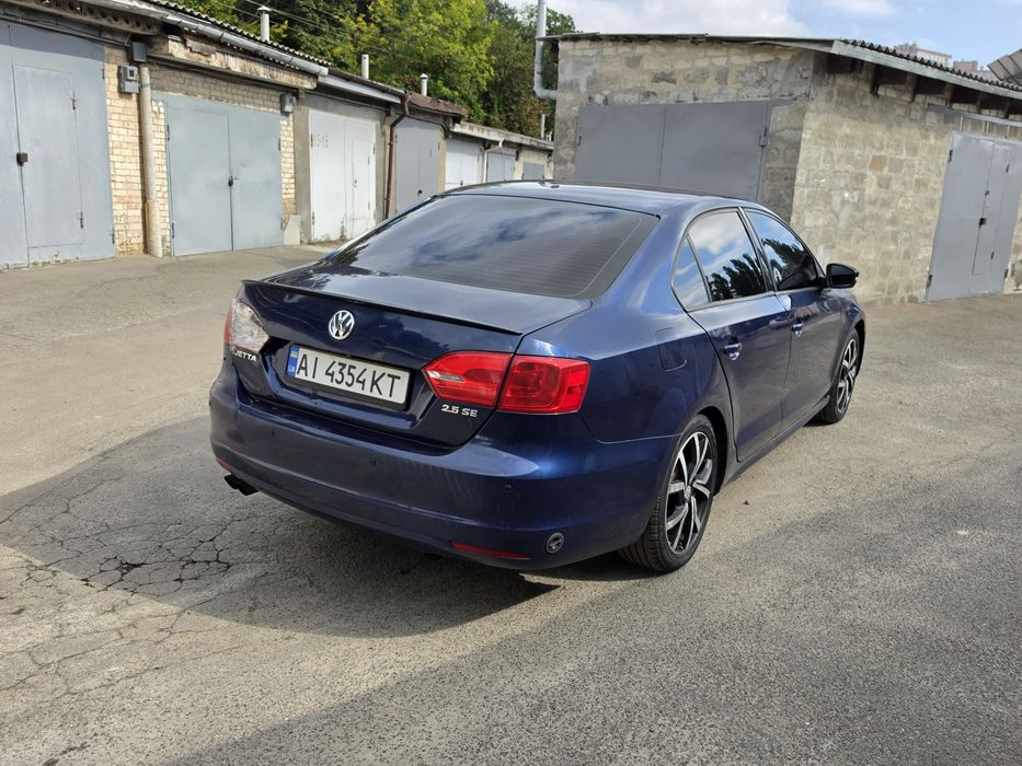 Volkswagen Jetta 2011