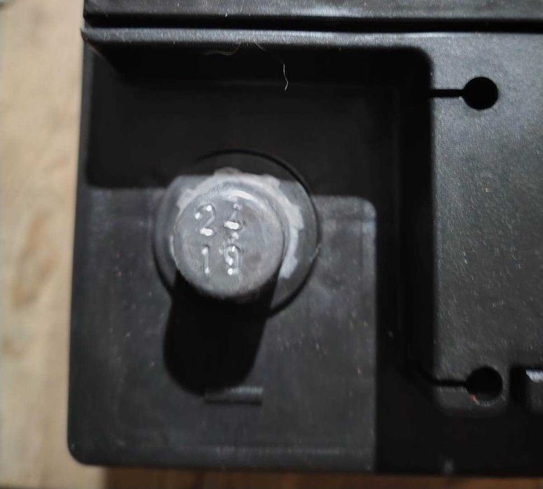 Akumulator samochodowy Varta (Ford) EFB 60Ah, 600A, 100% sprawności